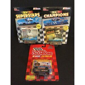 Lot Of 3 Nascar Collectible Cars 2 Racing Champions & 1 Racing Superstars #43 Ri